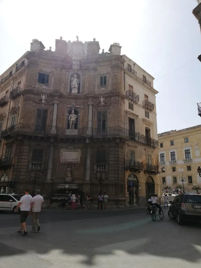 Casa Annuccia Ai Quattro Canti Di Citta 巴勒莫 0*,  意大利