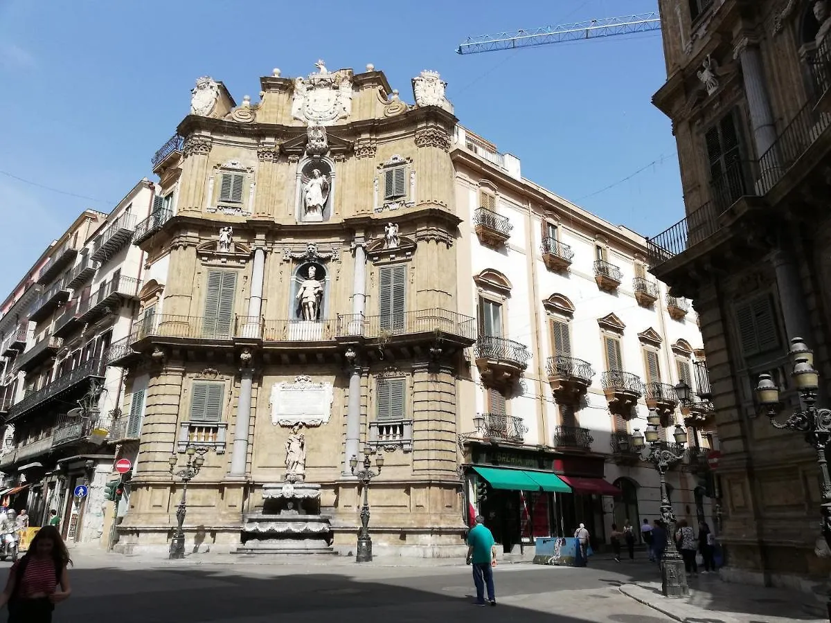 Casa Annuccia Ai Quattro Canti Di Citta Palermo 0*,