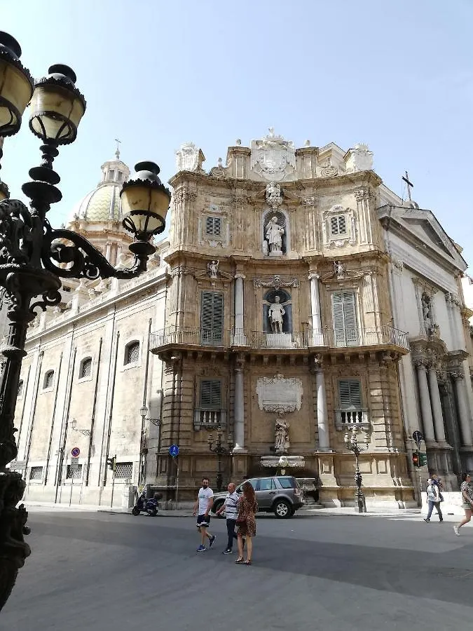 Casa Annuccia ai Quattro Canti di Città Palermo Appartamento